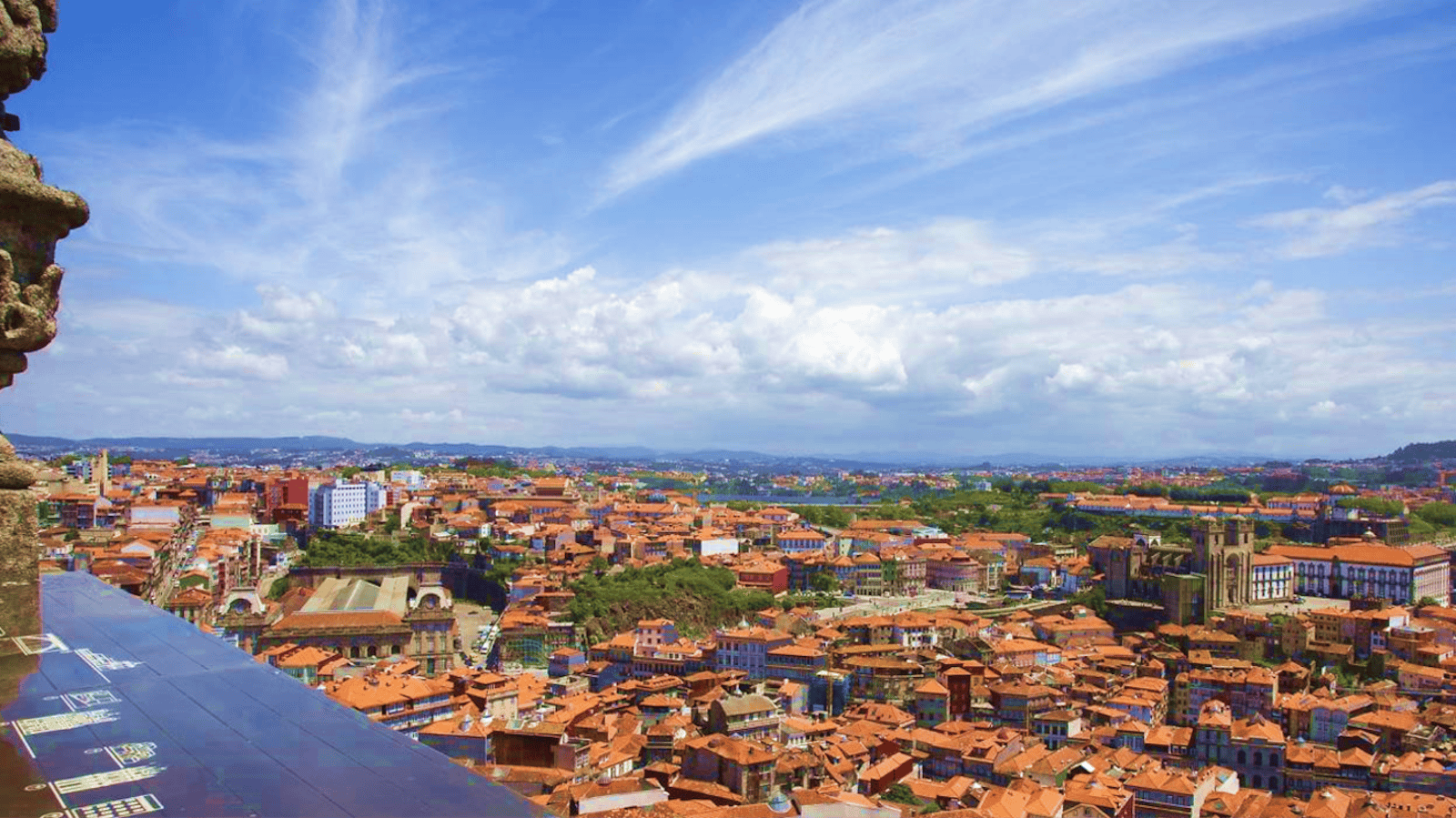 Vue panoramique de Porto depuis la Tour de Clérigos